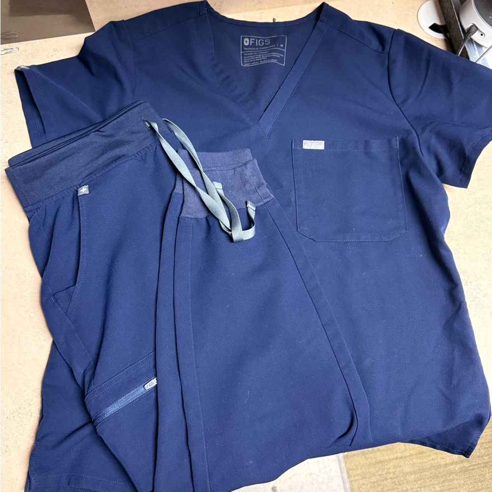 Figs Navy Blue Scrub Set